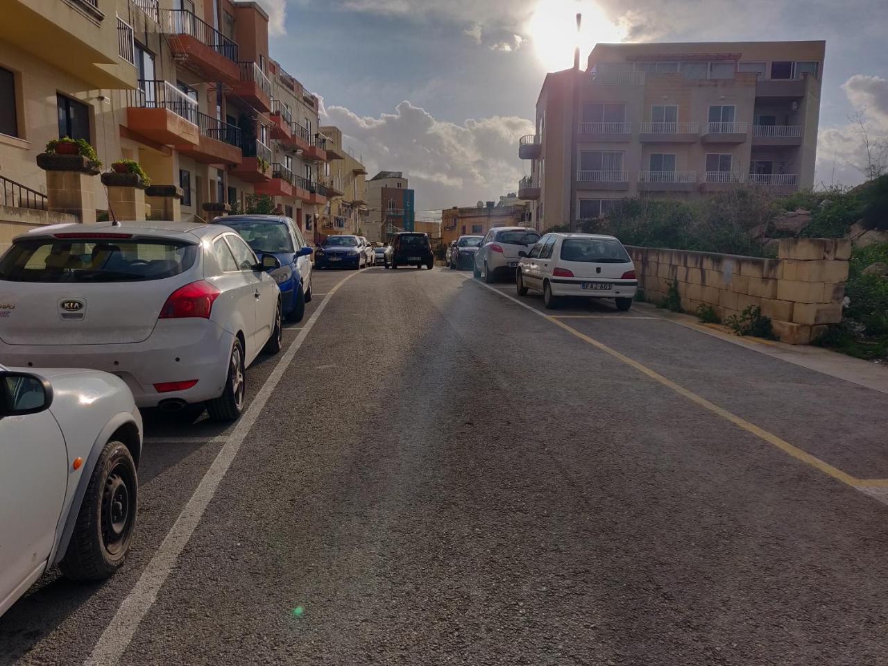 Panoramic Penthouse In Marsascala Which Enjoys Sea And Country Views Leilighet Marsaskala Eksteriør bilde