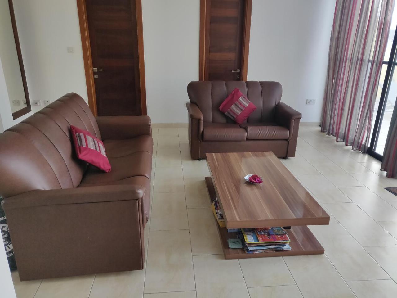 Panoramic Penthouse In Marsascala Which Enjoys Sea And Country Views Leilighet Marsaskala Eksteriør bilde