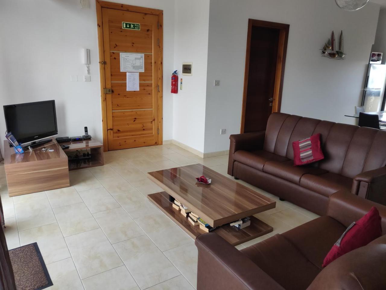 Panoramic Penthouse In Marsascala Which Enjoys Sea And Country Views Leilighet Marsaskala Eksteriør bilde